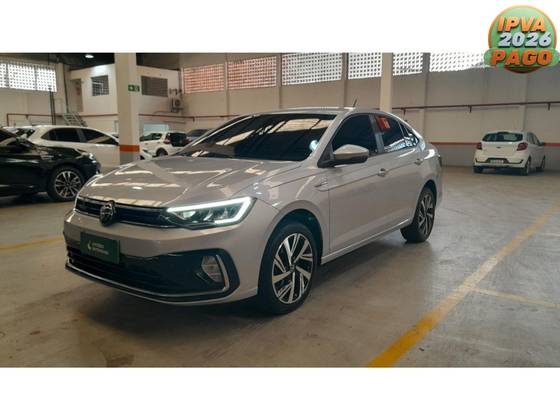 VOLKSWAGEN VIRTUS 1.0 200 TSI HIGHLINE AUTOMÁTICO